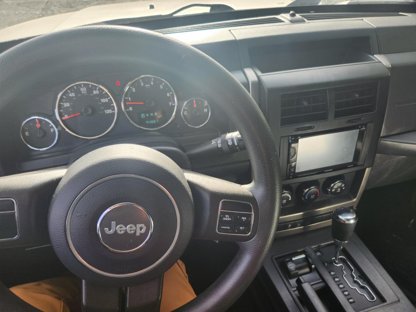 2012 JEEP LIBERTY SPORT 4WD (1C4PJMAK9CW) with an 3.7L V6 SOHC 12V engine, 4-Speed Automatic transmission, located at 8595 Washington St., Thornton, CO, 80229, (303) 287-5511, 39.852348, -104.978447 - Are you in the market for a pre-owned vehicle in Thornton, CO? Look no further than D1 Auto Credit - Thornton. As a trusted used car dealer in Denver County, Jefferson County, and Adams County, we specialize in providing bad credit auto loans for quality used and pre-owned cars, trucks, vans, SUVs, - Photo#8